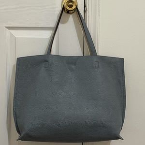 Vegan reversible leather tote